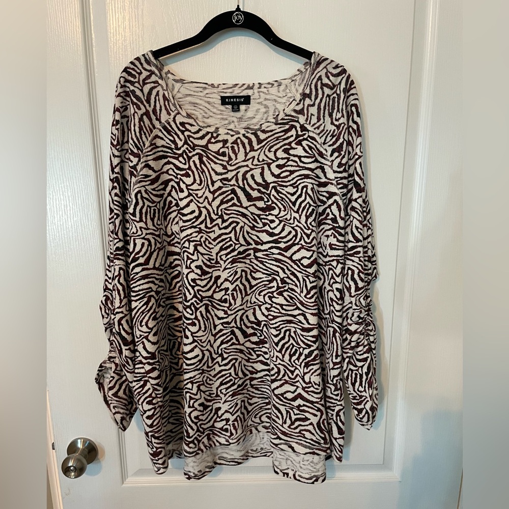 KINESIS Print Blouse - Black, White and Tan, 3X, NWOT